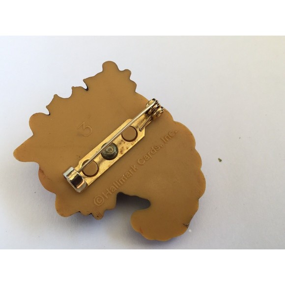 VINTAGE Hallmark THANKSGIVING Cornucopia Basket Lapel Pin - Picture 3 of 3